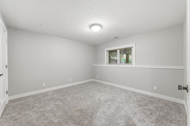 7 N Stagecoach, Wichita, KS 67230