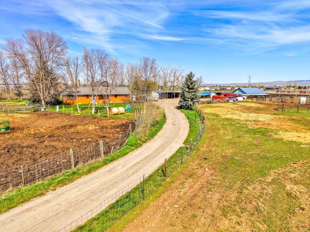 225 Bolinger Road, Belgrade, MT 59714 photo 17