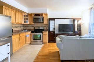 193-02 39 Avenue 1, Flushing, NY 11358