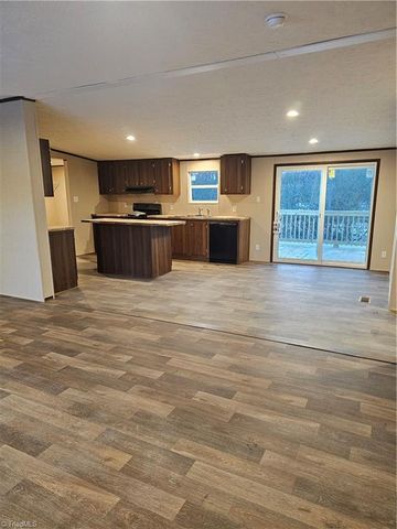 240 Deatherage Road, Mount Airy, NC 27030