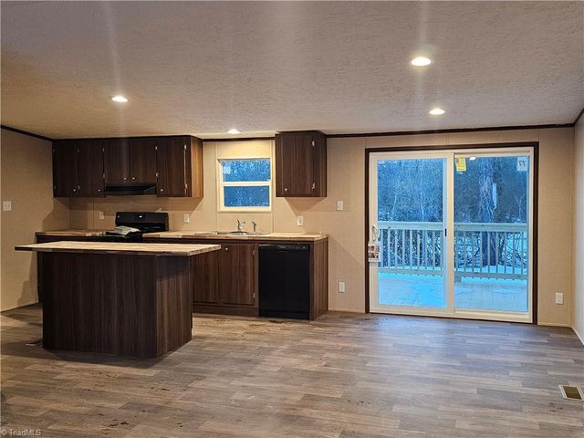 240 Deatherage Road, Mount Airy, NC 27030