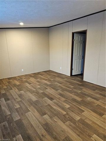 240 Deatherage Road, Mount Airy, NC 27030