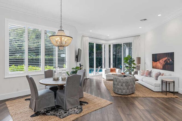 2707 Players Court, Wellington, FL 33414