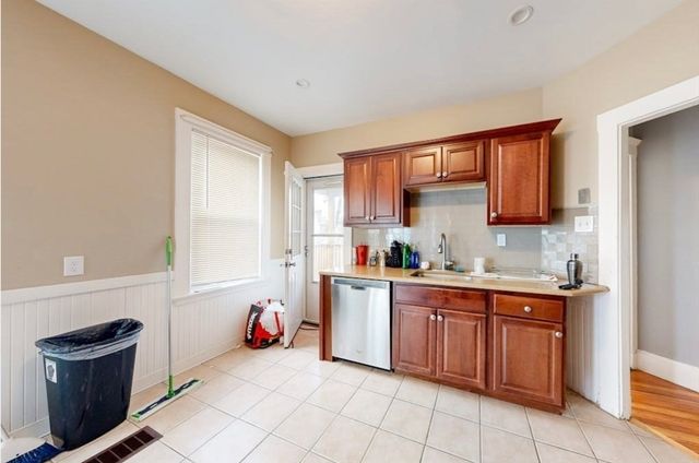 84 Bailey St, Boston, MA 02124