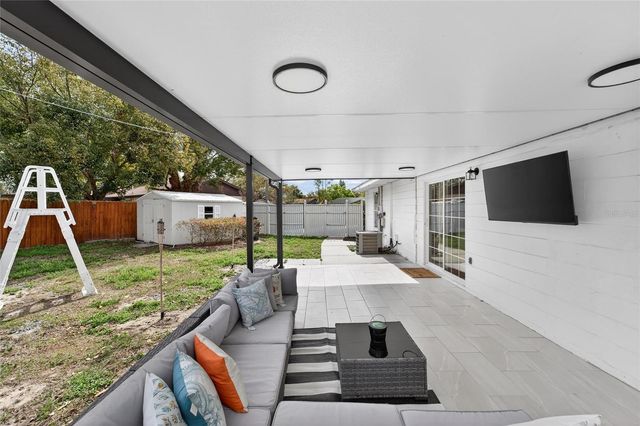 2312 BANDY DRIVE, Seffner, FL 33584