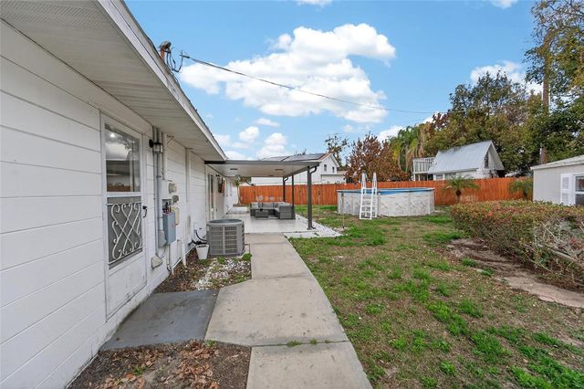 2312 BANDY DRIVE, Seffner, FL 33584