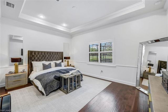 9403 Surfbird CT, Naples, FL 34120