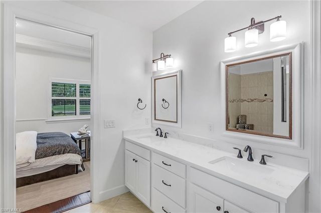 9403 Surfbird CT, Naples, FL 34120