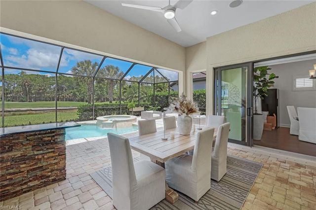 9403 Surfbird CT, Naples, FL 34120