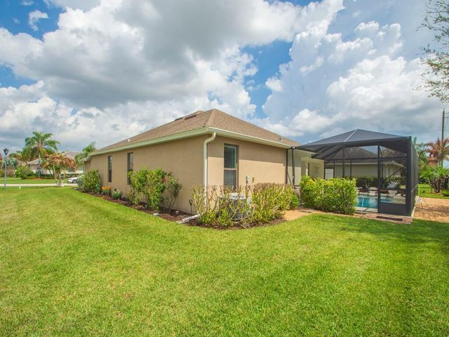 5907 Brae Burn Circle, Vero Beach, FL 32967