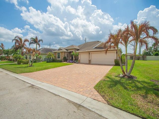5907 Brae Burn Circle, Vero Beach, FL 32967