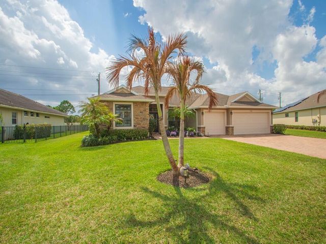 5907 Brae Burn Circle, Vero Beach, FL 32967
