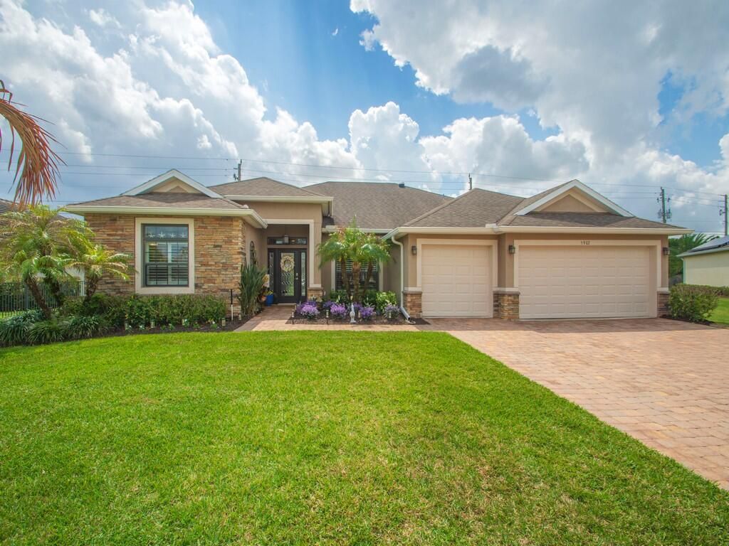 5907 Brae Burn Circle, Vero Beach, FL 32967
