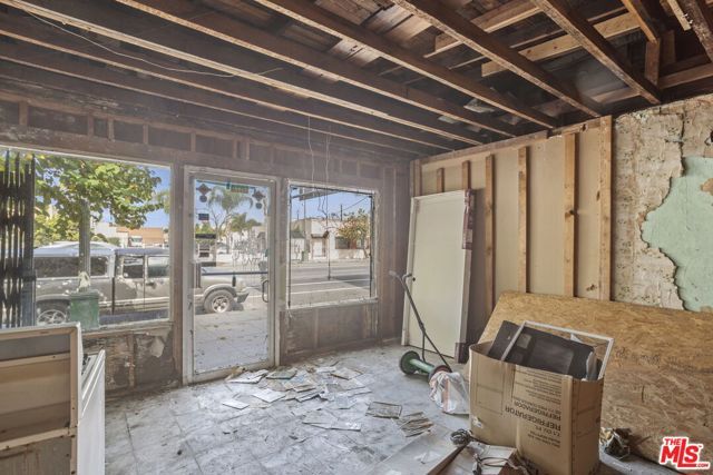 1814 N Broadway, Los Angeles, CA 90031