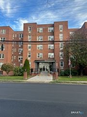 39 Glenbrook Road APT 1H, Stamford, CT 06902