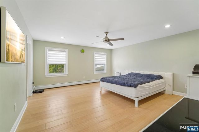 12 Manning Road, Paramus, NJ 07652