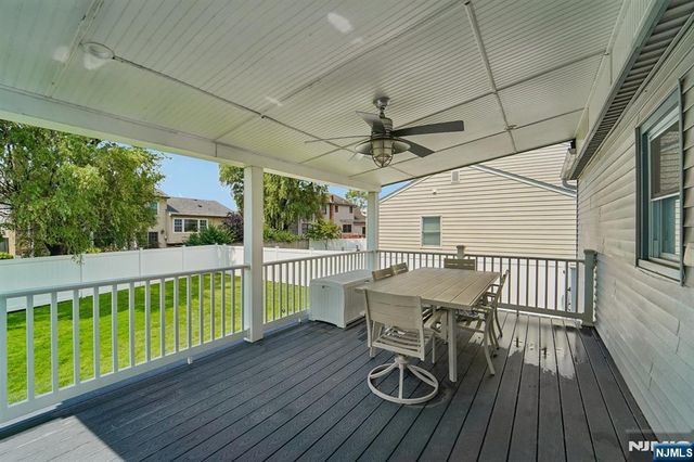 12 Manning Road, Paramus, NJ 07652