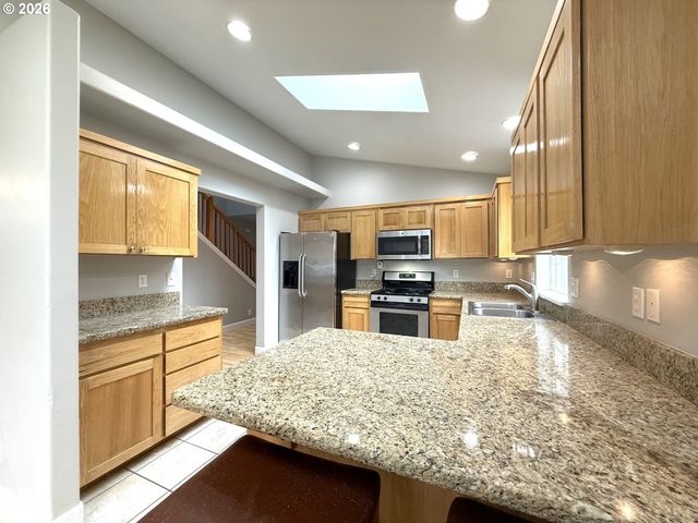 2725 MALLORY Ln, Eugene, OR 97401