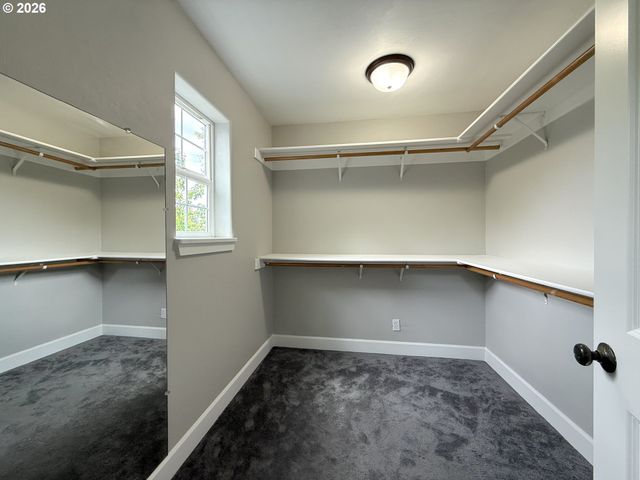 2725 MALLORY Ln, Eugene, OR 97401