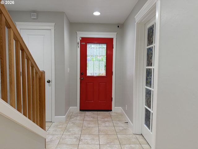 2725 MALLORY Ln, Eugene, OR 97401