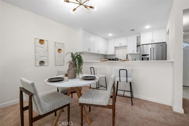 324 Tangelo, Irvine, CA 92618