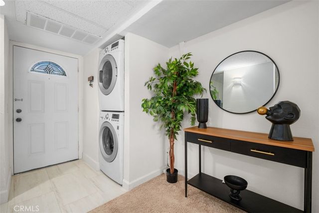 324 Tangelo, Irvine, CA 92618