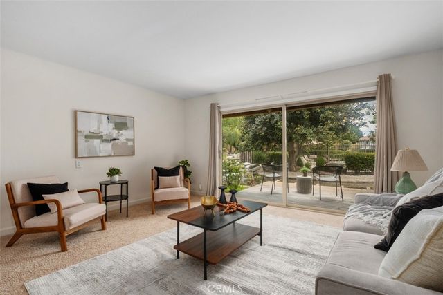 324 Tangelo, Irvine, CA 92618