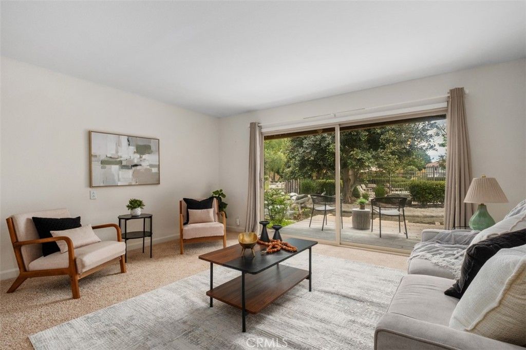 Image 6 of property listing at 324 Tangelo, Irvine, CA 92618