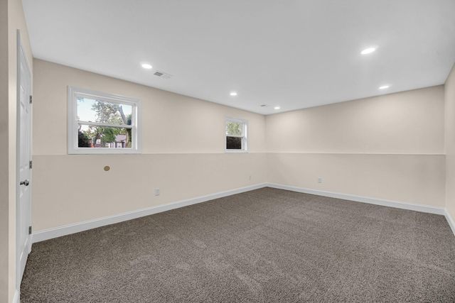 3445 Parkside Avenue, Lake Station, IN 46405