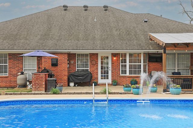 109 Carolina, White Hall, AR 71602