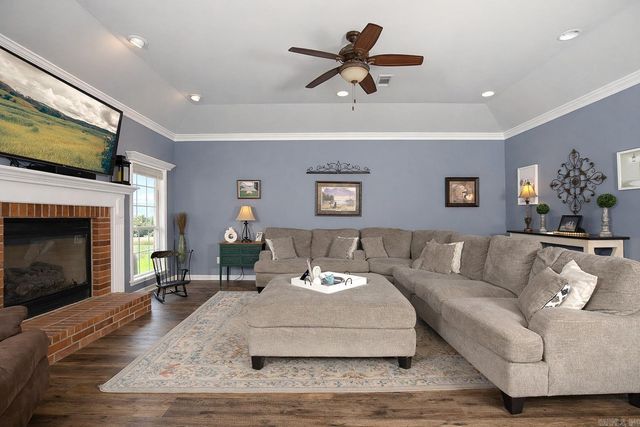 109 Carolina, White Hall, AR 71602