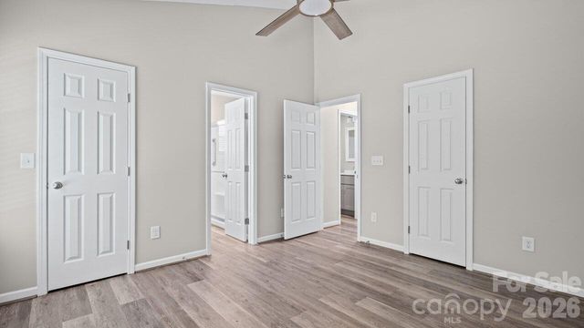 613 Hoskins Ridge Lane, Charlotte, NC 28216