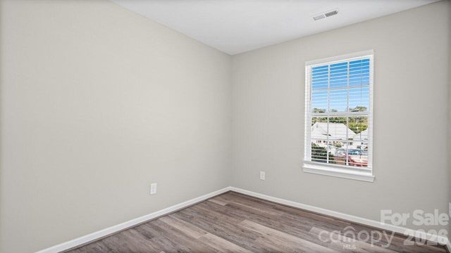 613 Hoskins Ridge Lane, Charlotte, NC 28216