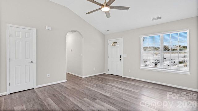 613 Hoskins Ridge Lane, Charlotte, NC 28216