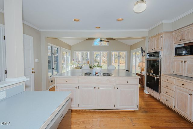 817 Kimberly Road, Burlington, NC 27215