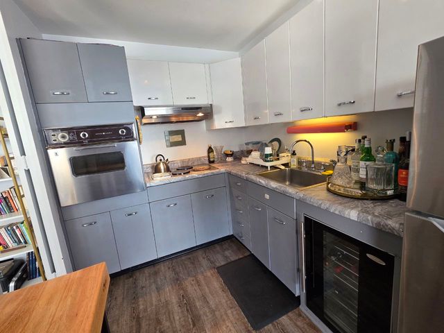 4800 S Chicago Beach Drive 810S, Chicago, IL 60615