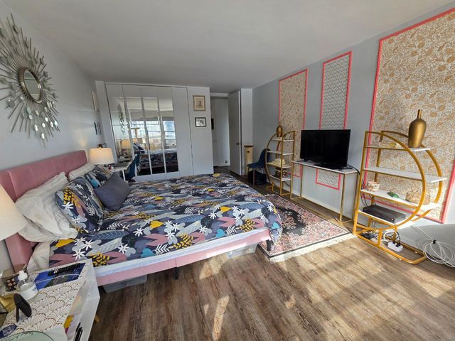 4800 S Chicago Beach Drive 810S, Chicago, IL 60615