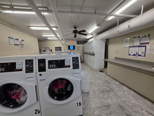 4800 S Chicago Beach Drive 810S, Chicago, IL 60615