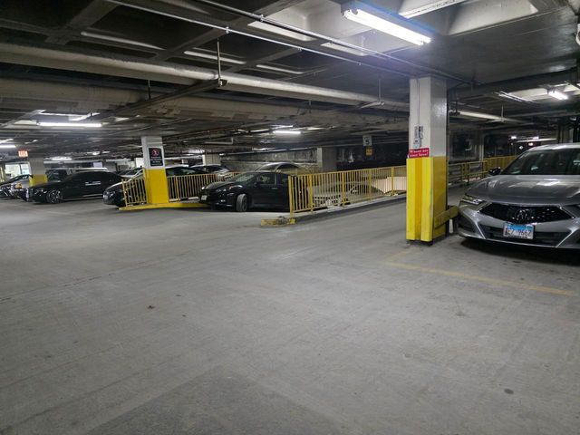 4800 S Chicago Beach Drive 810S, Chicago, IL 60615