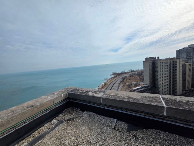 4800 S Chicago Beach Drive 810S, Chicago, IL 60615