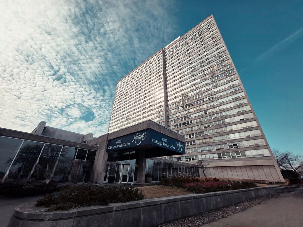 4800 S Chicago Beach Drive 810S, Chicago, IL 60615