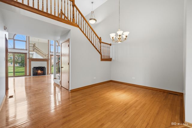 8616 BANTRY Boulevard, Tinley Park, IL 60477