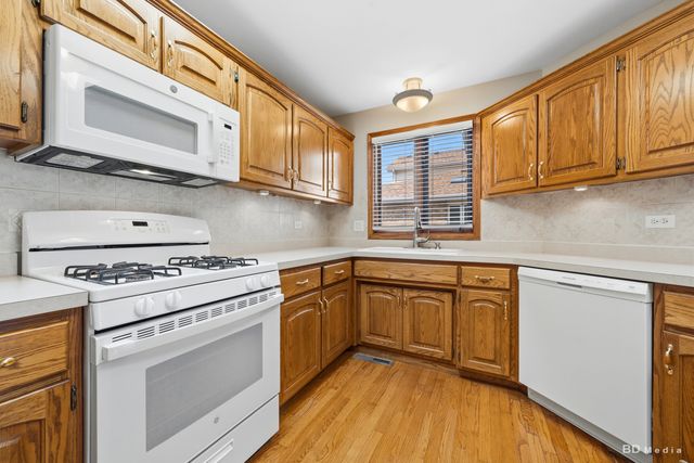 8616 BANTRY Boulevard, Tinley Park, IL 60477