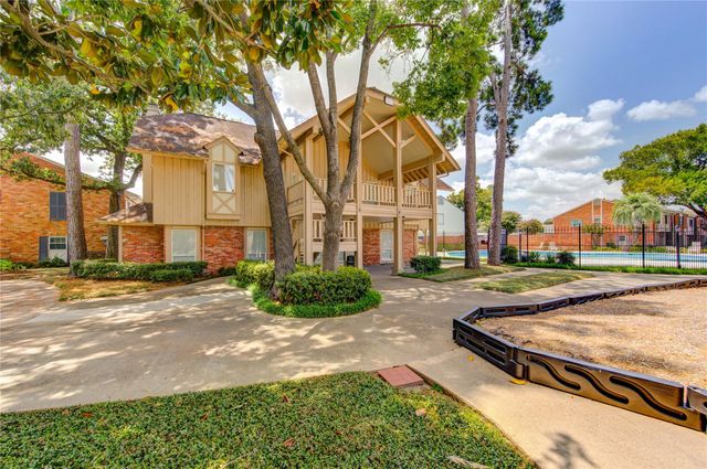 12710 Huntingwick Drive, Houston, TX 77024