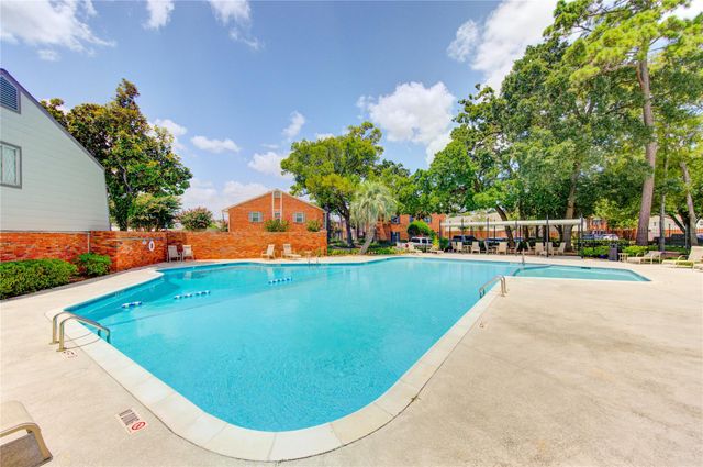 12710 Huntingwick Drive, Houston, TX 77024