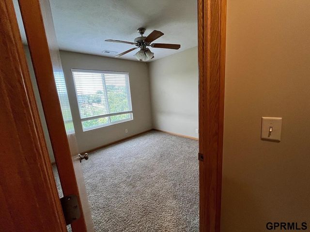 1247 Turtle Creek Road, Lincoln, NE 68521
