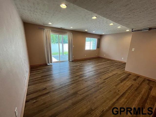 1247 Turtle Creek Road, Lincoln, NE 68521