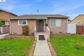1021 72nd Ave, Oakland, CA 94621