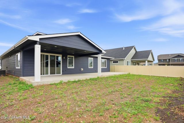 3283 N SEGAR LOOP, Post Falls, ID 83854