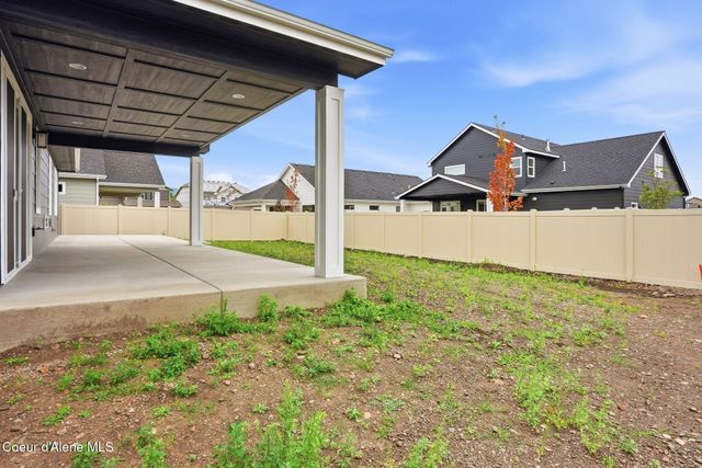 3283 N SEGAR LOOP, Post Falls, ID 83854
